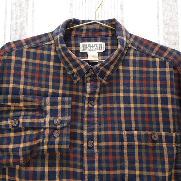 Duluth Trading Co Flannel Shirt Lumberjack Plaid Button Down Workwear Thick Blue - Picture 1 of 11